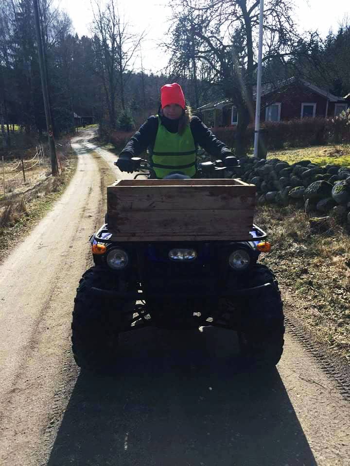 En tur med fyrhjuling-genom annaejohansson